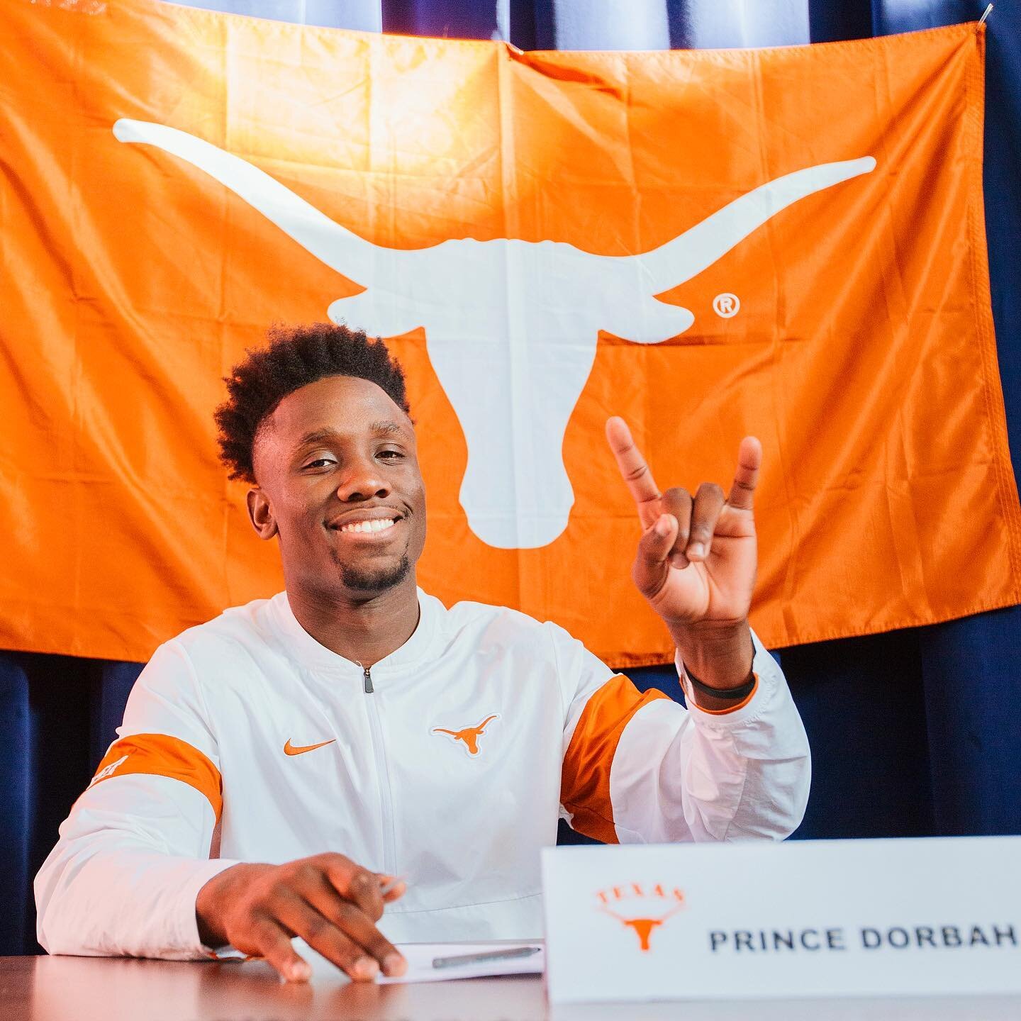 National Football Signing Day✨ @princedorbah is officially a @texaslonghorns 🤘 #HOOKEM so happy to have been a part of this journey can&rsquo;t wait for what&rsquo;s next 🏈 #teamdorbah