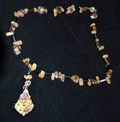 E-motion Power Necklace