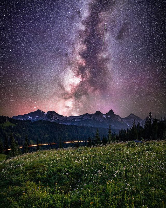 Back home reflecting on the previous adventure. Grateful for these opportunities. Thankful for this community. 🙏
.
Such great memories hunting for wildflowers 🌸 and dark skies 🌌 in the PNW with @missjessbess &amp; @rachel_jones_ross before #SonyKa