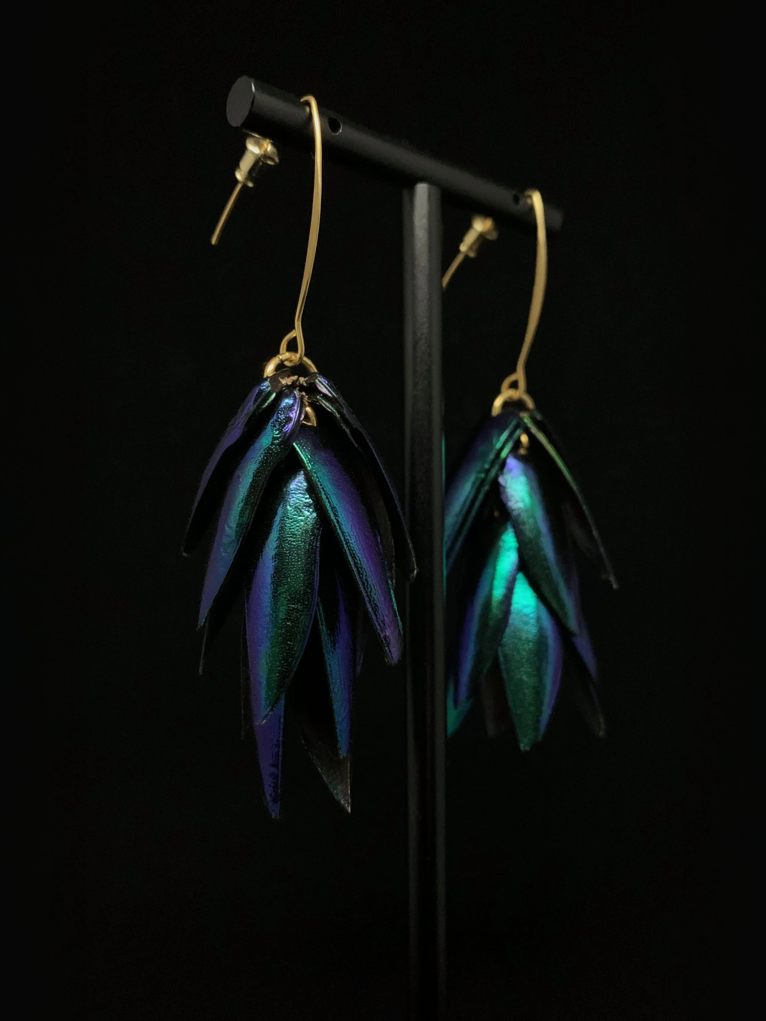 Jewellery - Azure Elytra Cluster Earrings 2.jpg