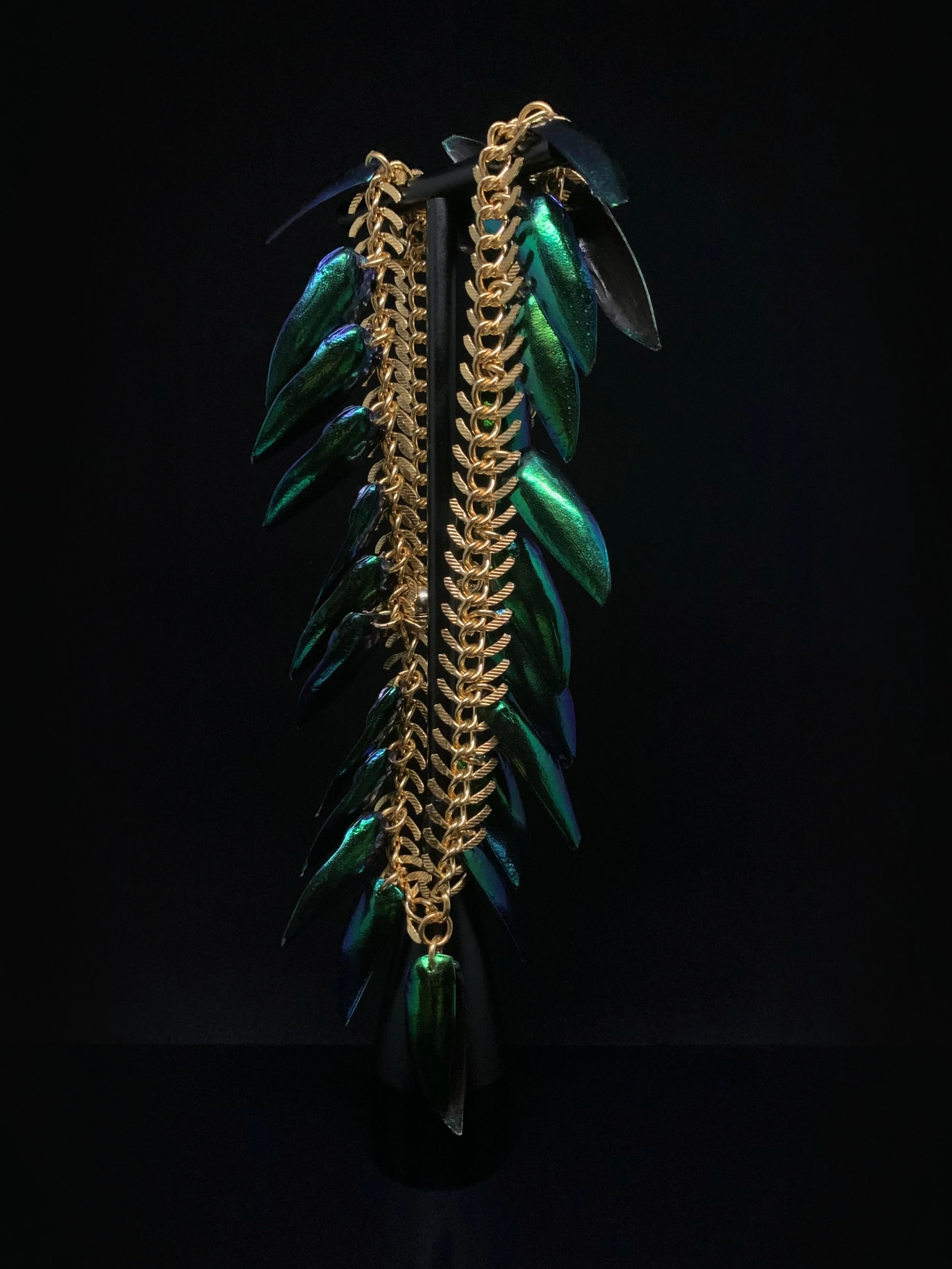 Jewellery - Elytra Choker 1.jpg