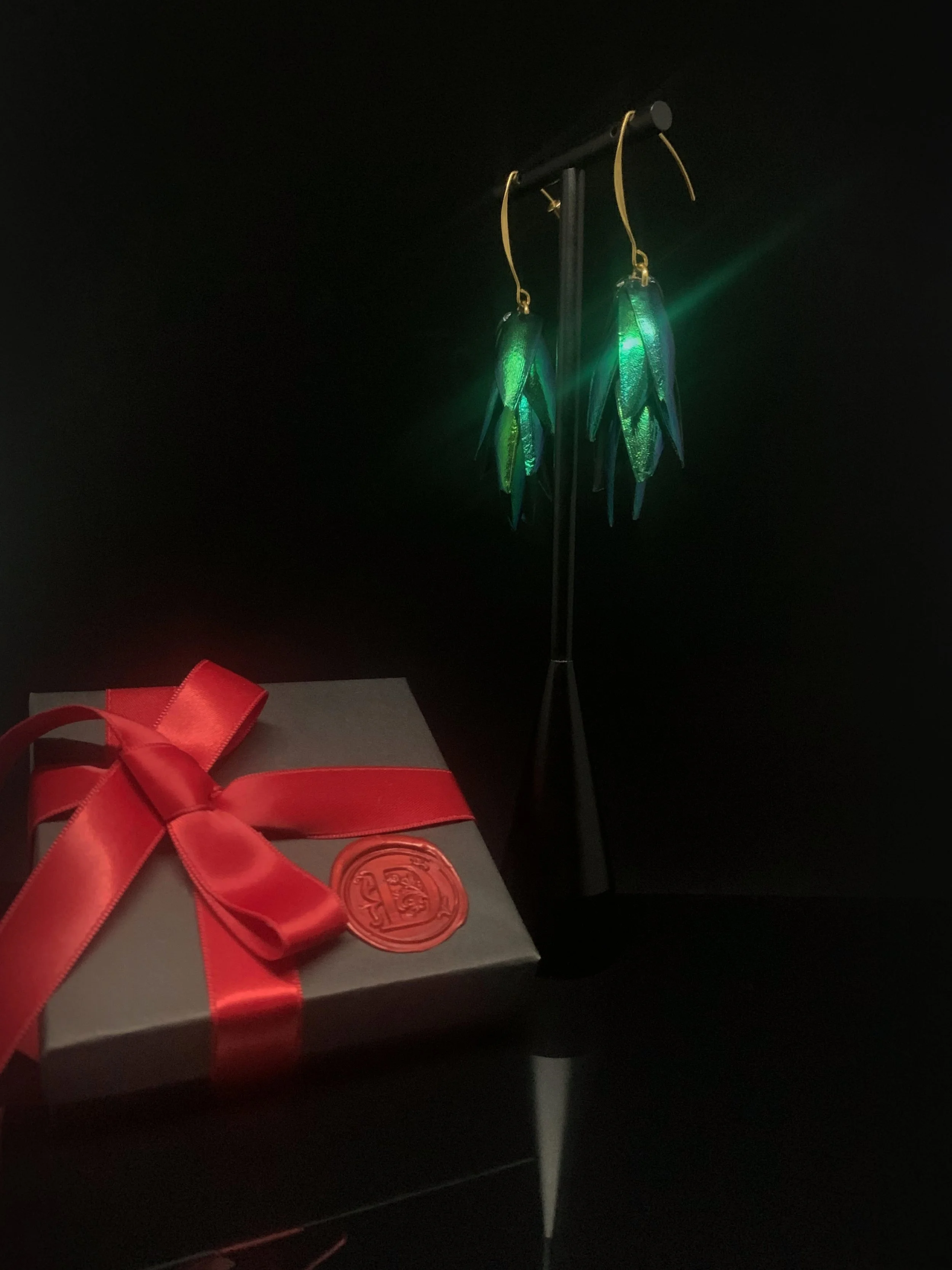Jewellery - Verdant Elytra Cluster Earrings 3.jpg
