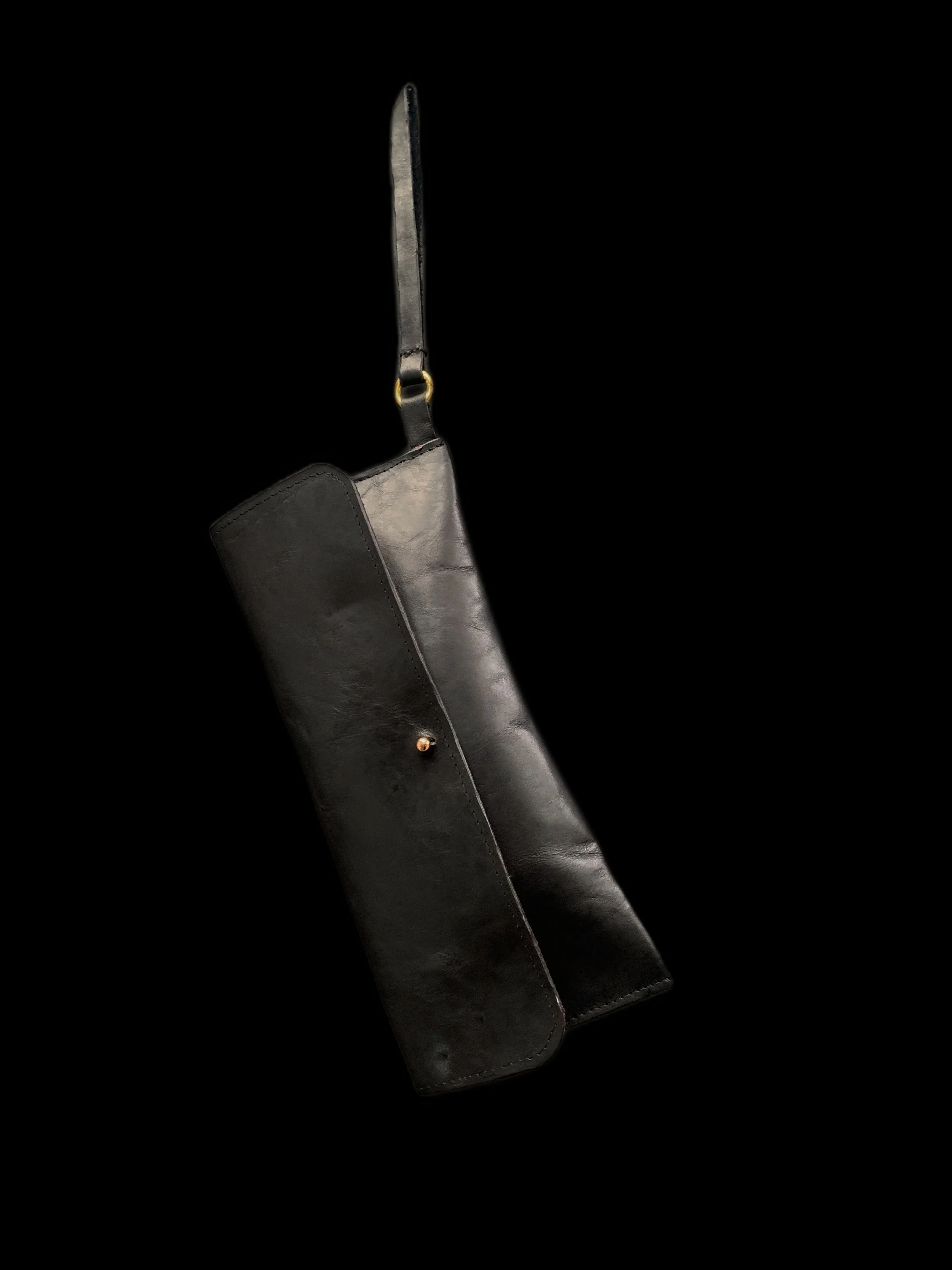 LEATHER CLUTCH