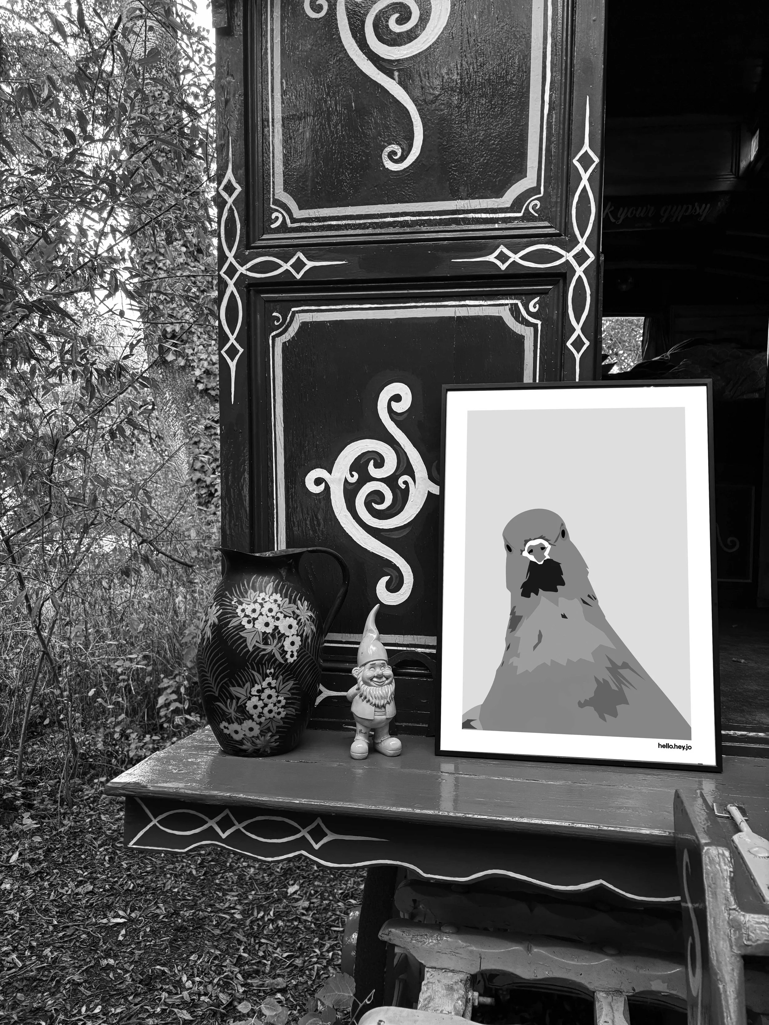 Frame-on-gypsy-close-up-b&w.jpg