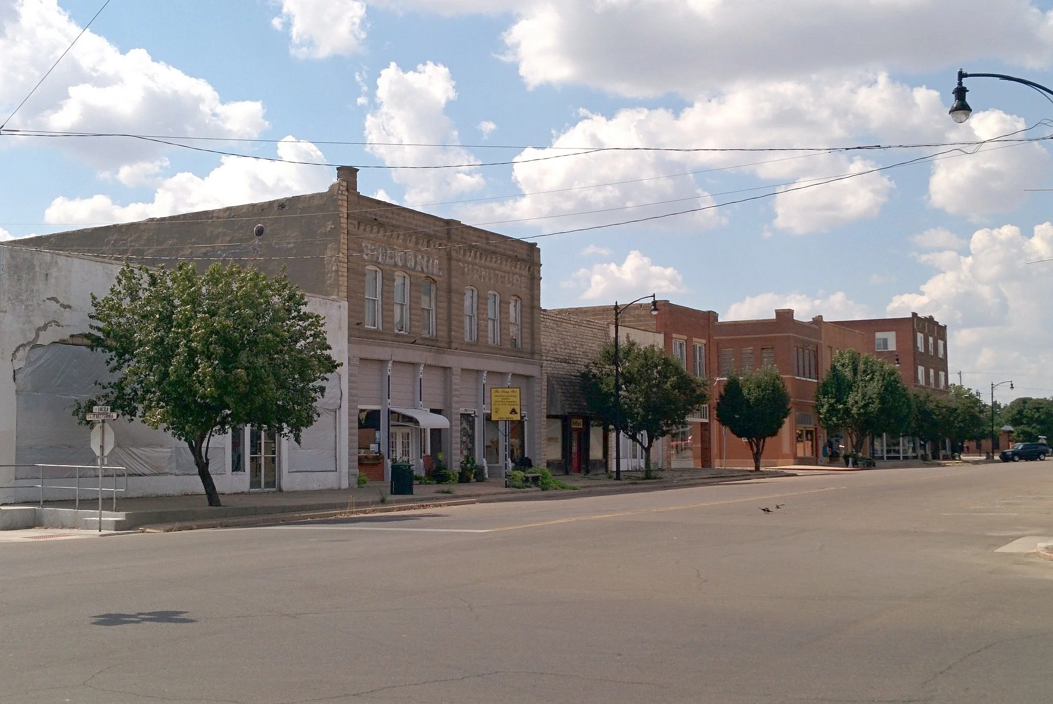 Downtown Magnum Historic District By Crimsonedge34 - Own work, CC BY-SA 3.0, https://commons.wikimedia.org/w/index.php?curid=35741116