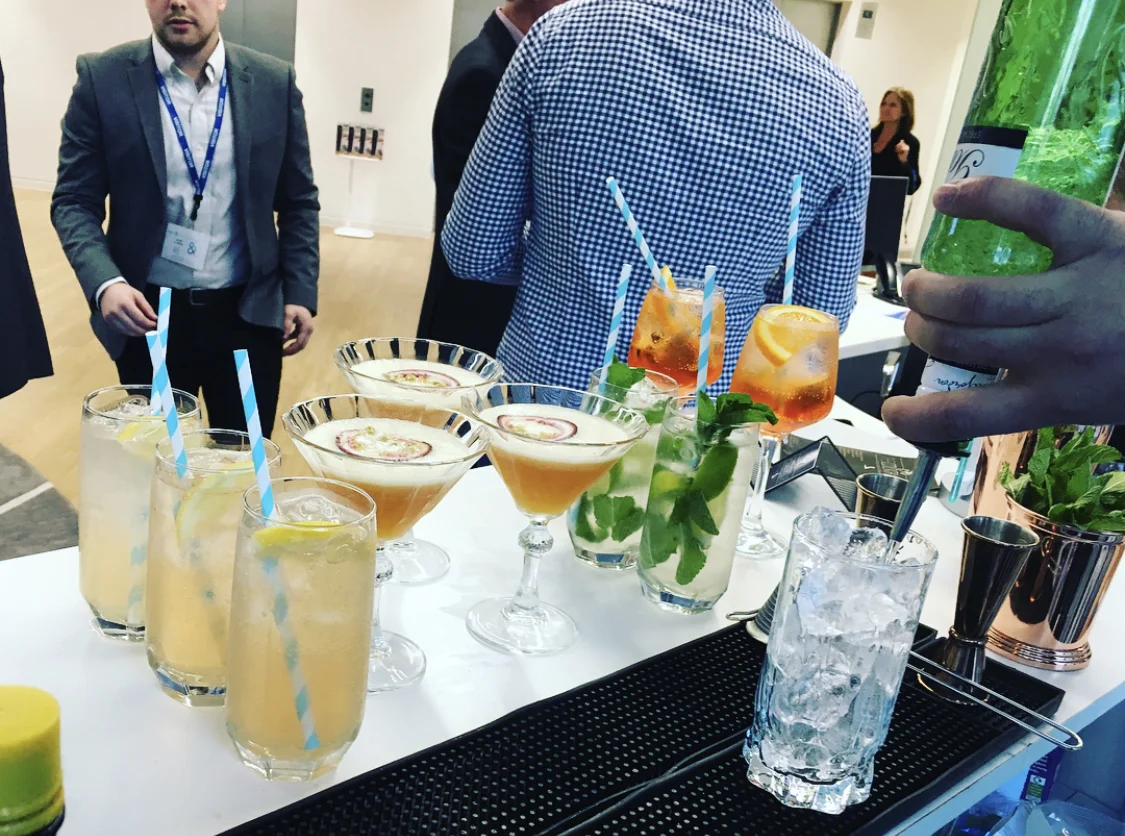 mixologist hire.jpeg