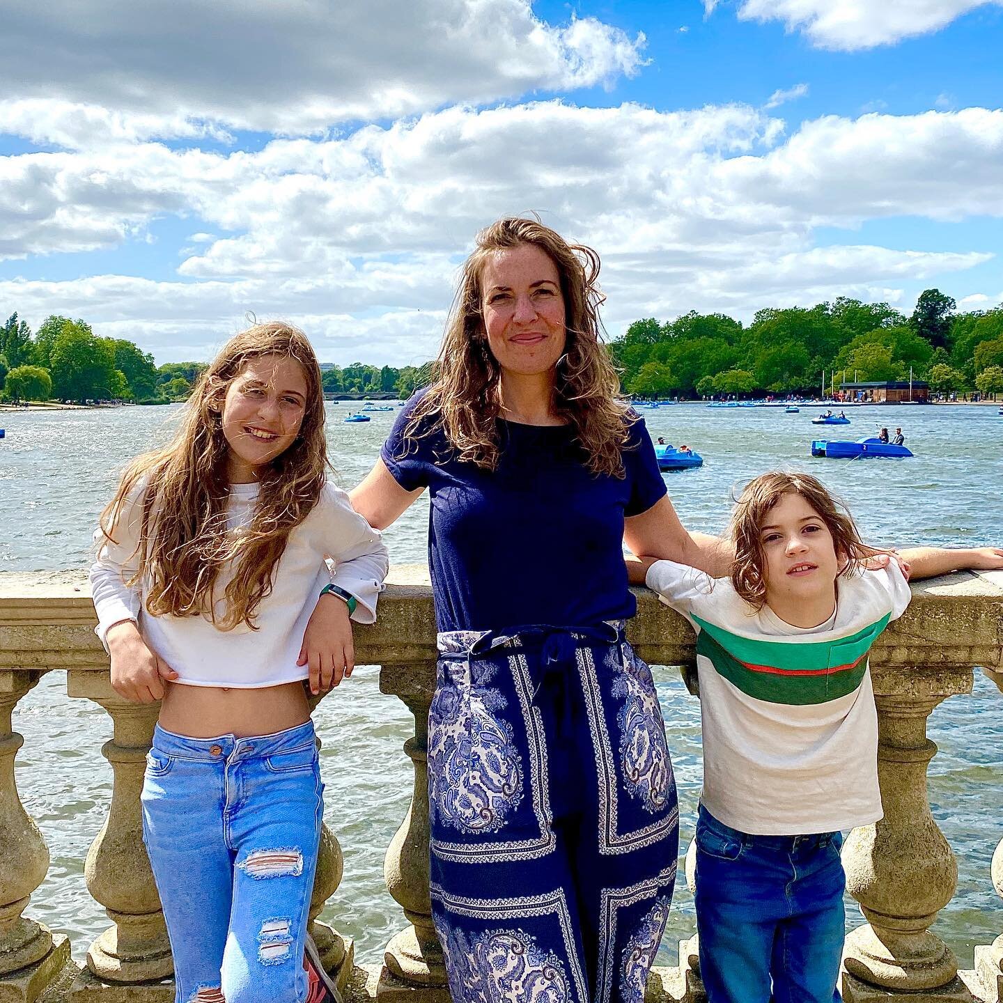 As London reopens, a rare day out! 
#london #londonreopening #hydepark #londonwithkids #serpentine #interiordesigner #ilfalconelondon