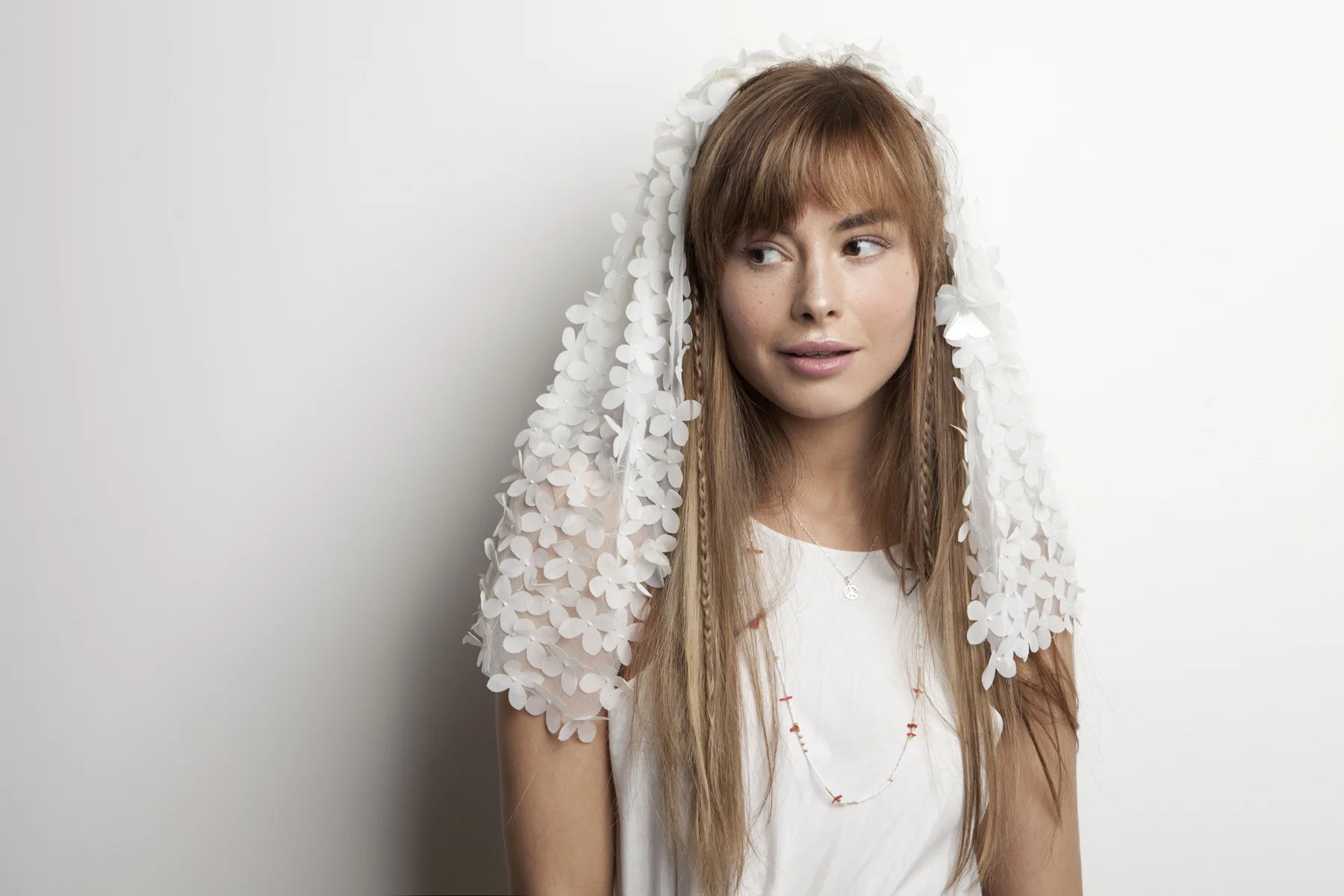 Floral applique veil 1.jpg