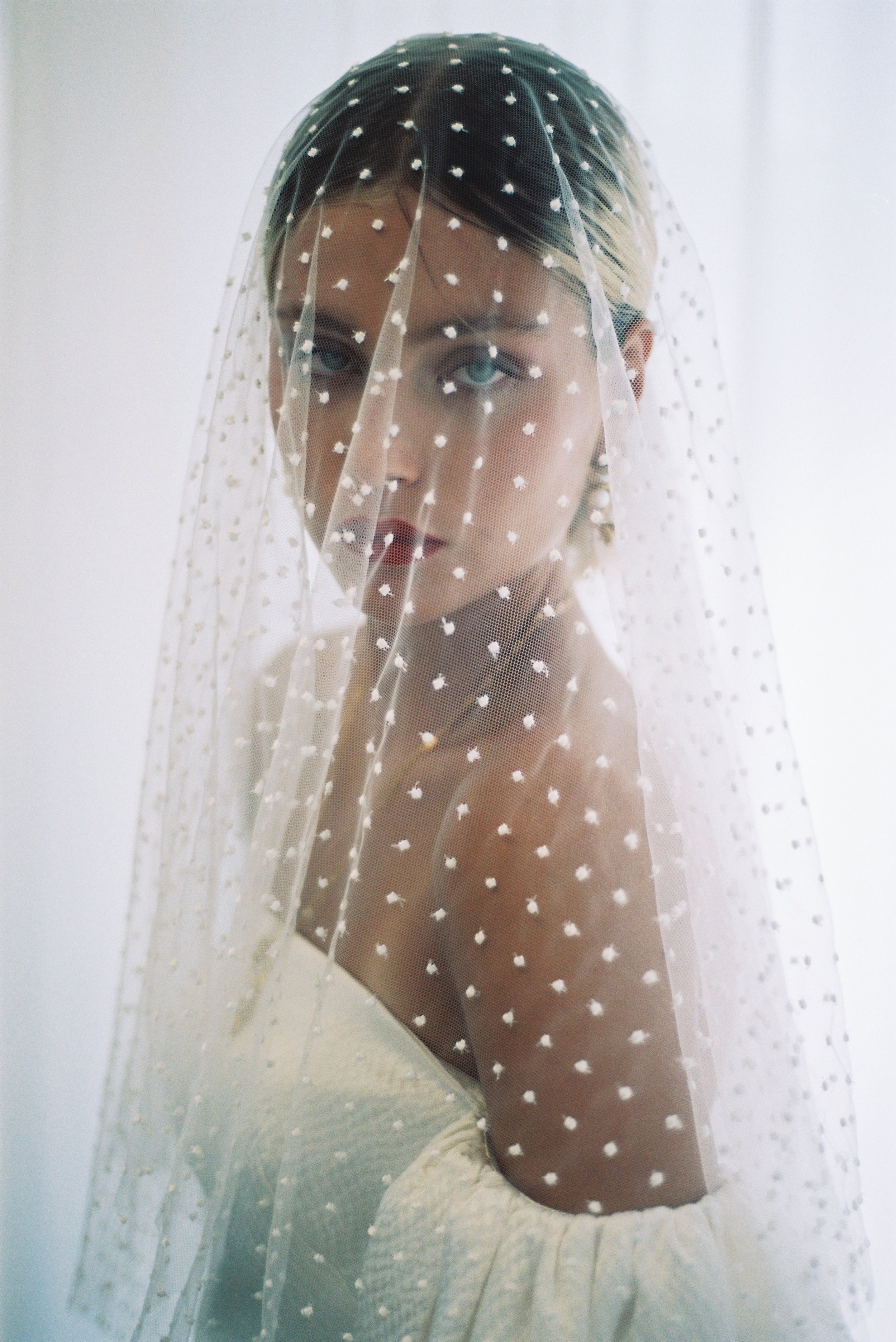 Rossolini Veil