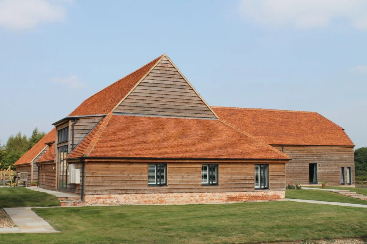 manorbarn1.jpg