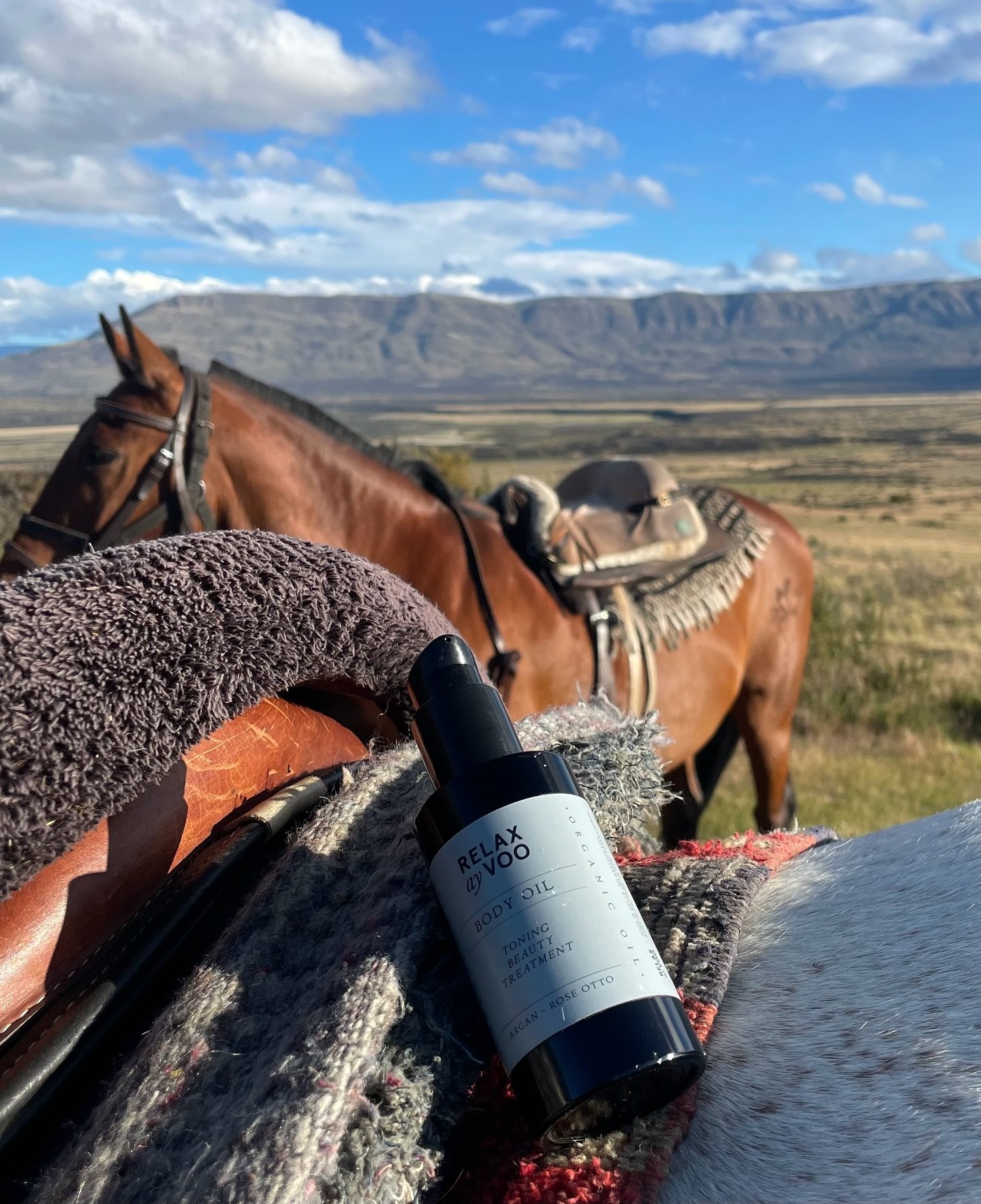 Whether travelling near or far, enjoy moments of Relaxayvoo. 

#relaxayvoo #bosscc24 #organicskincare #travelmemories #argentina #patagonia #relaxayvoobodyoils #bodyoils #bodytreatment