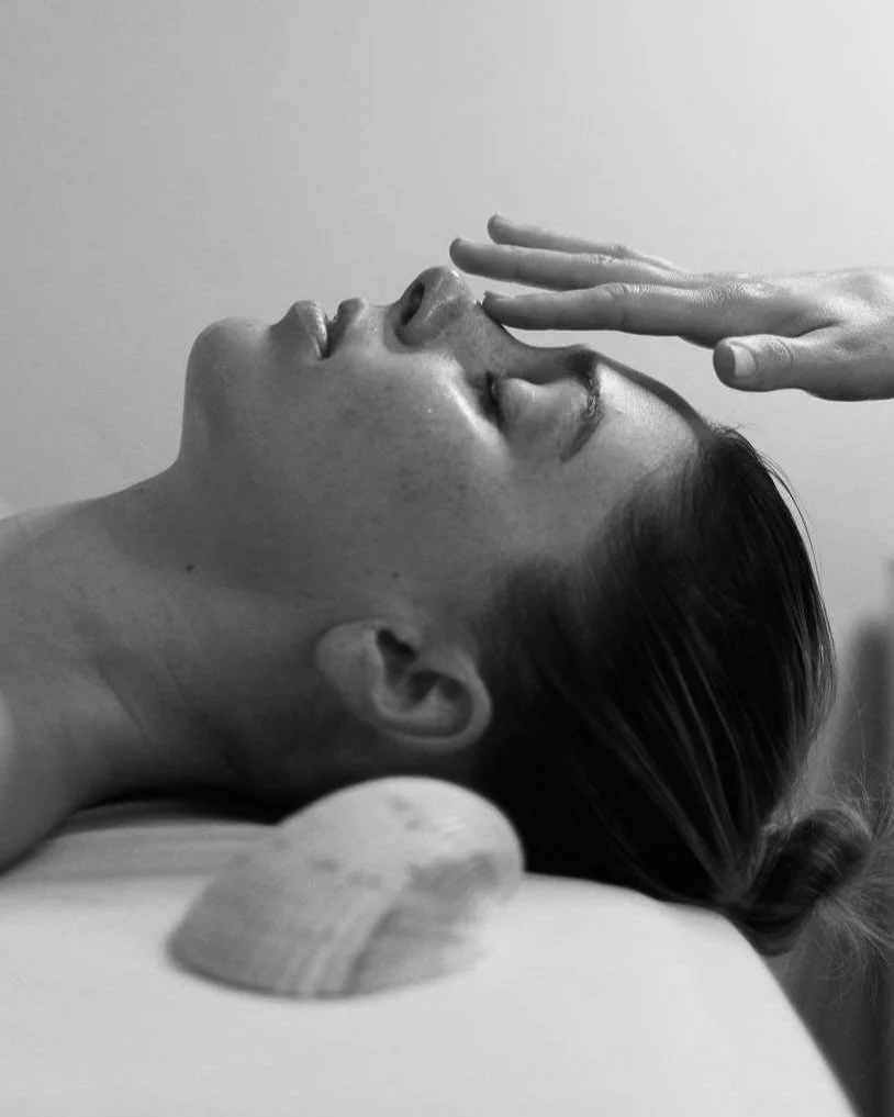 Word of mouth&hellip; and hands! 🤲

Last year, a facial practitioner called Fiona Mackenzie @lumaskintherapies_ascot started using our face oils with her clients, after someone recommended Relaxayvoo to her.

For me, these are the most special partn