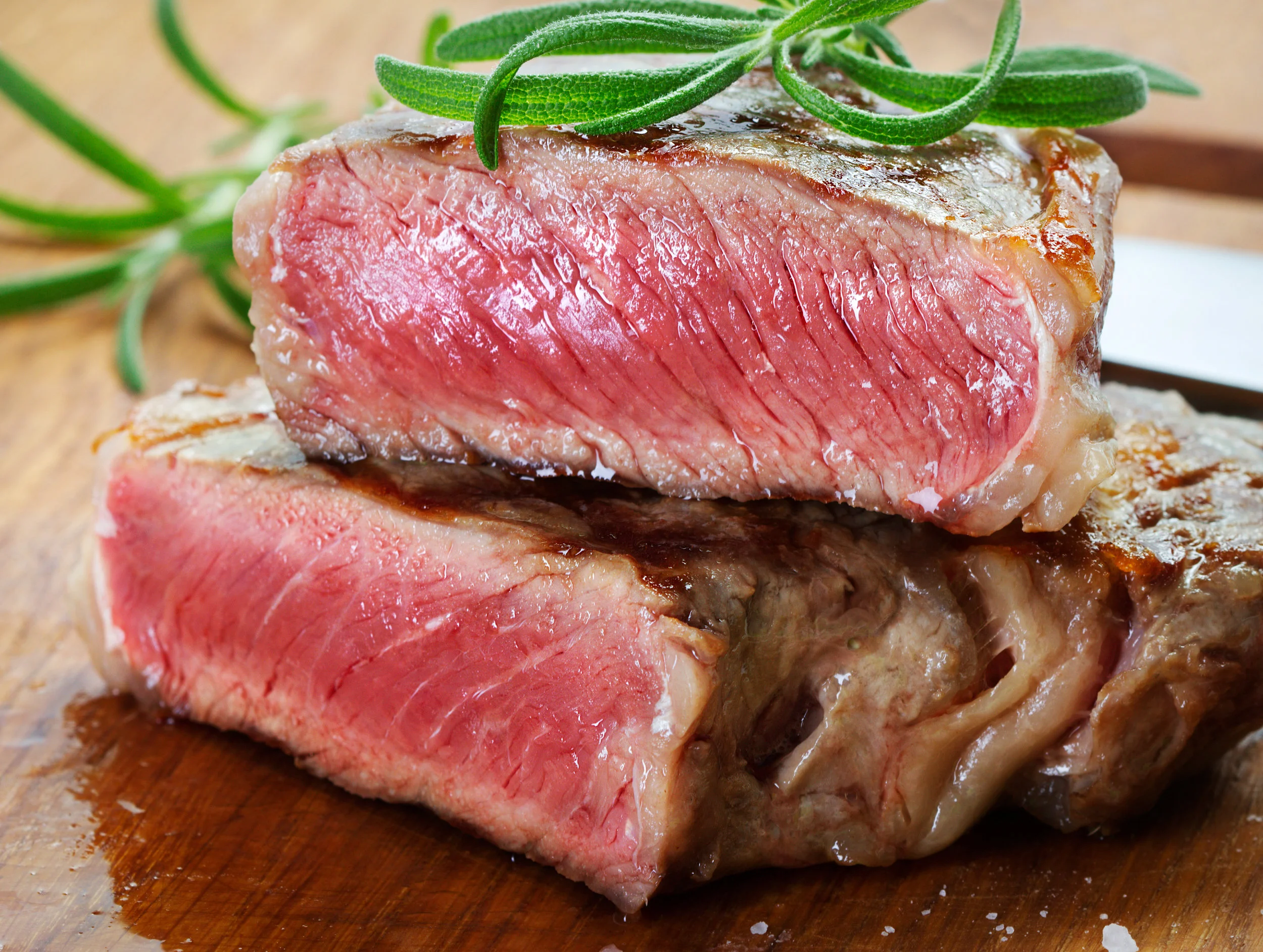 beef-steak-P7ANUER.jpg