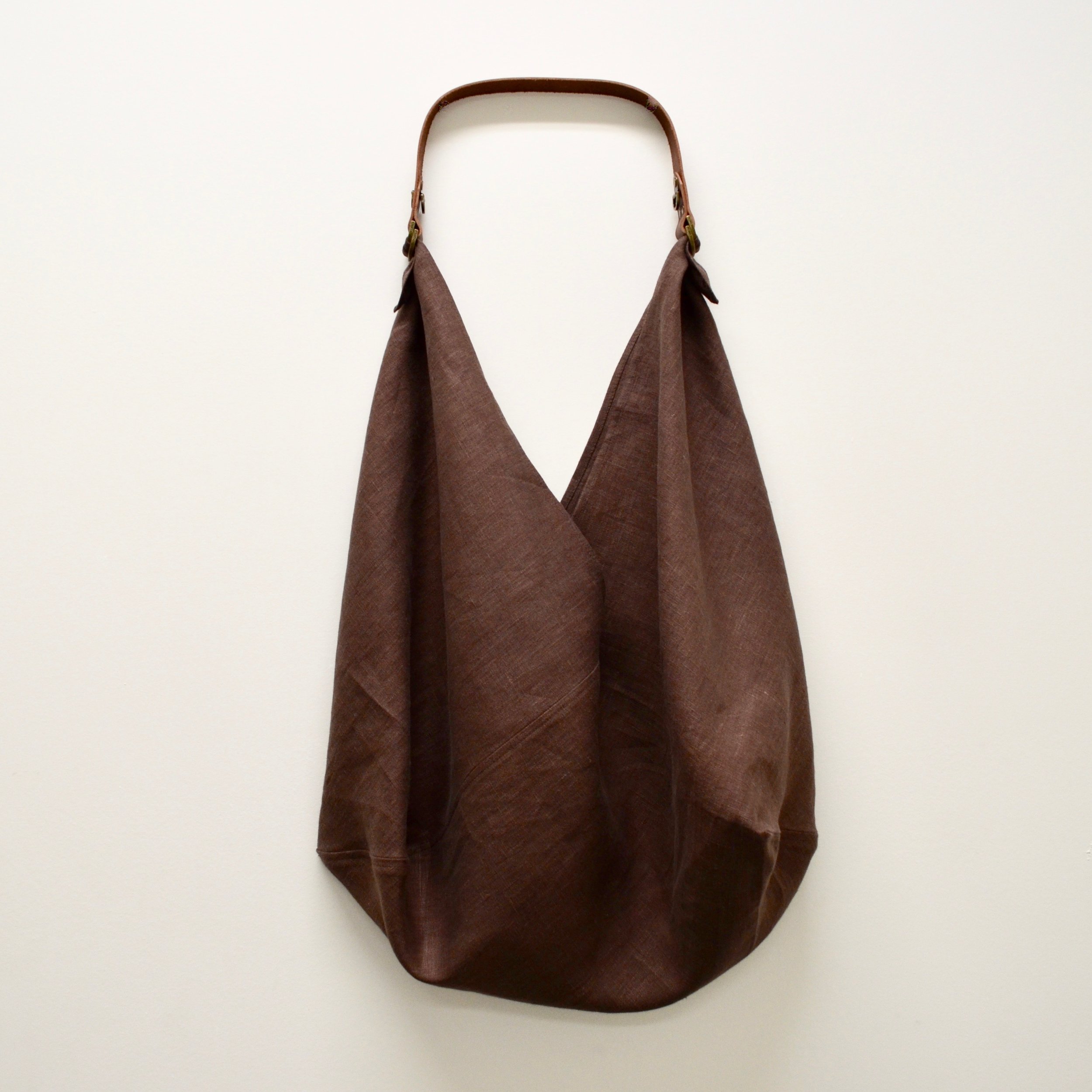 large bag w/ handle - neutrals — BUKURO