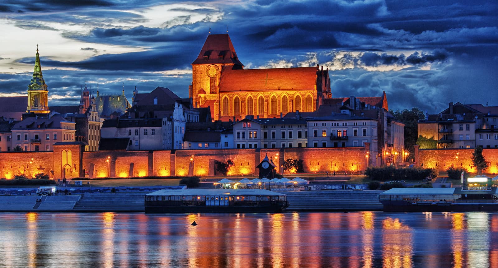 TORUŃ