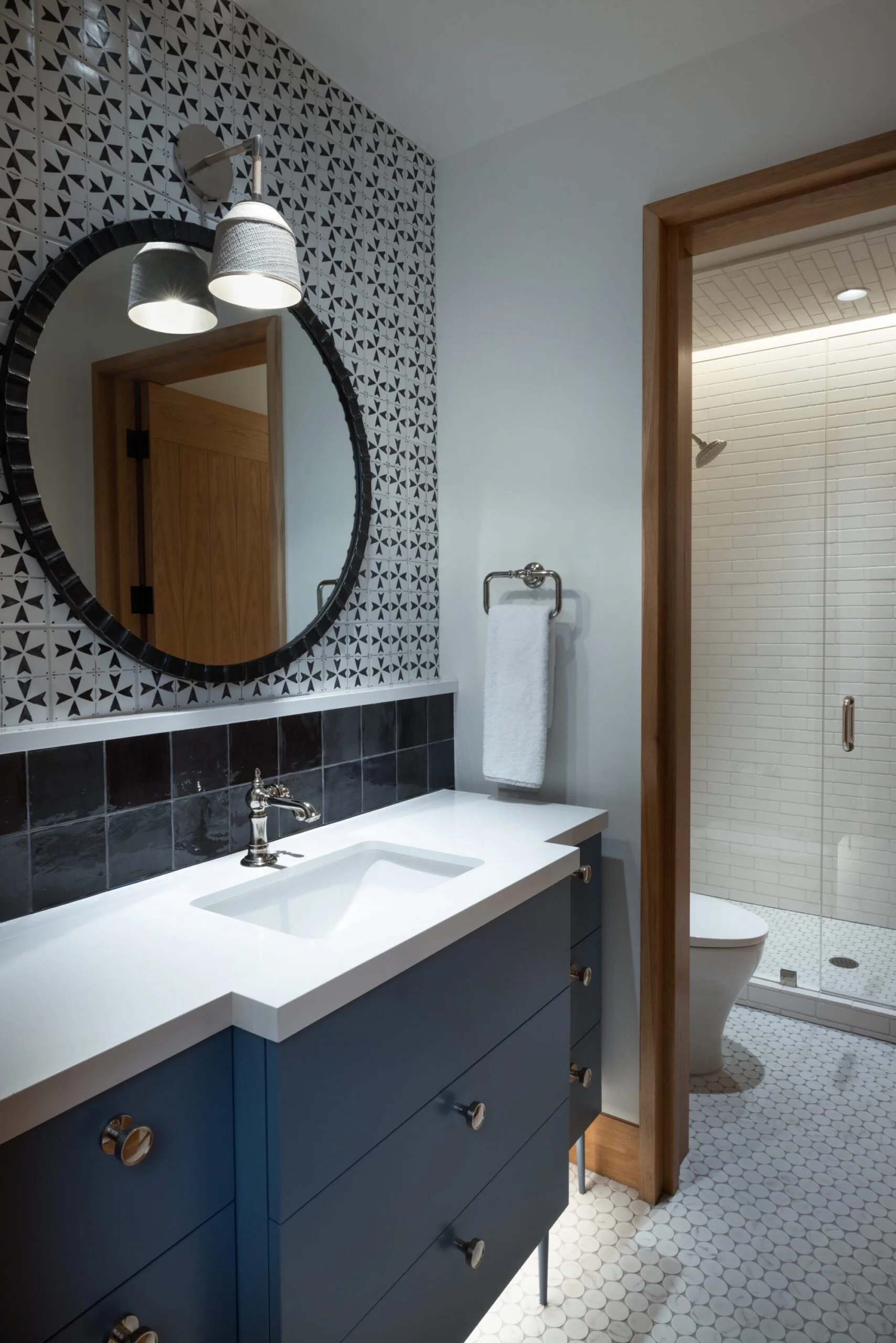 TheStrand_GuestBath4-1-scaled.jpg