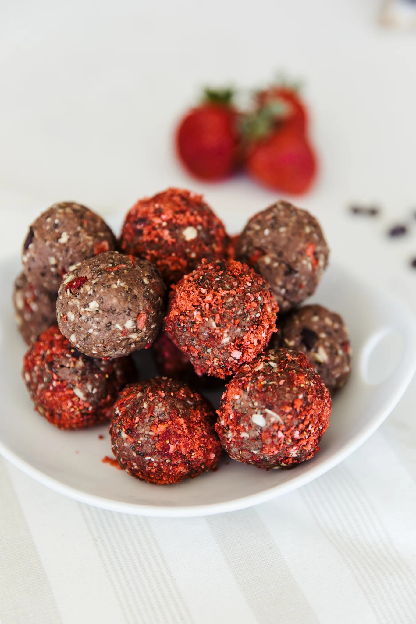 chocolate strawberry protein ball.jpg