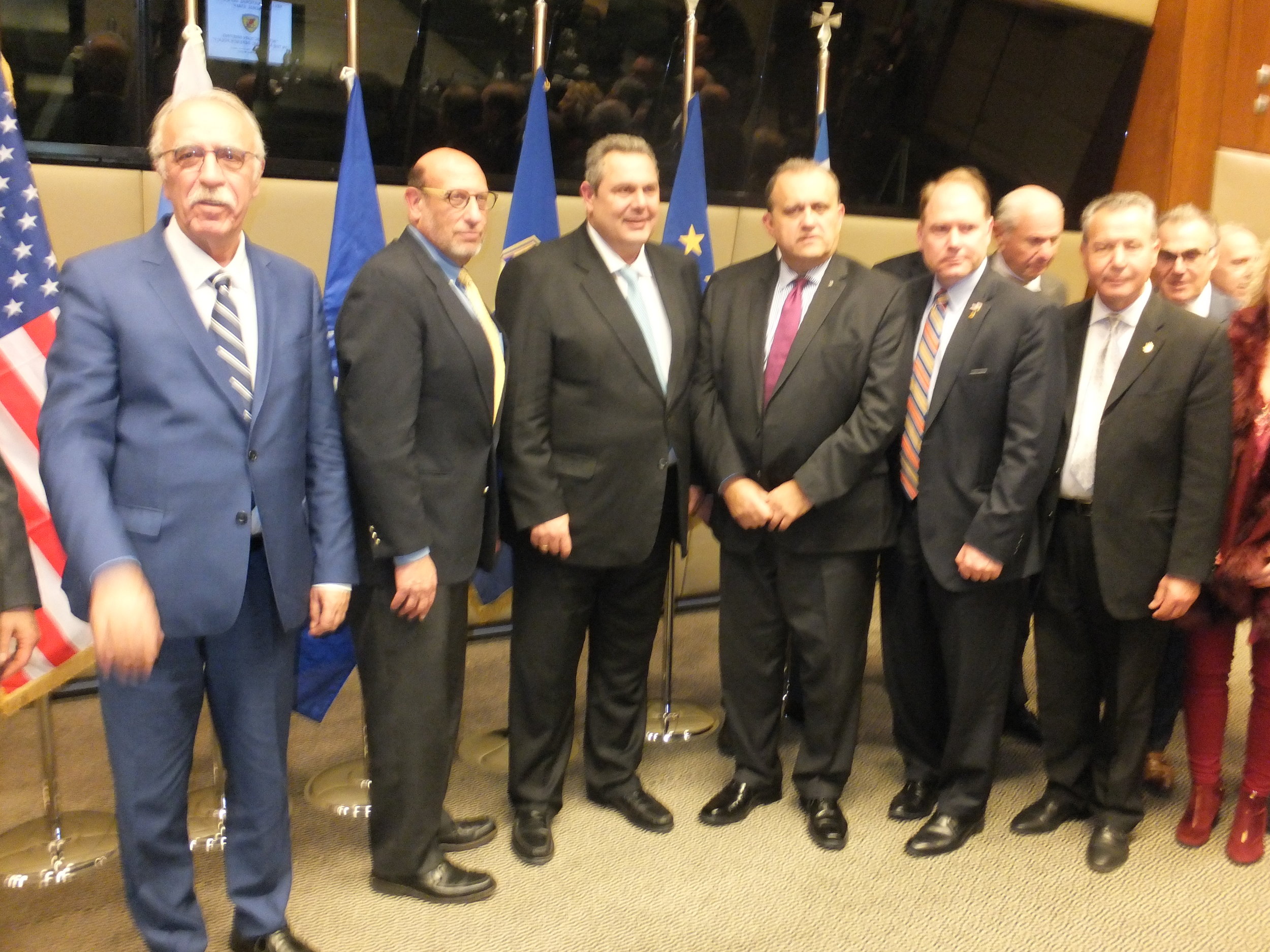  Alternate Minister of Defense Dimitri Vitsas (L) and Defense Minister Panos Kammenos (third from left) with the delegation heads.&nbsp; 