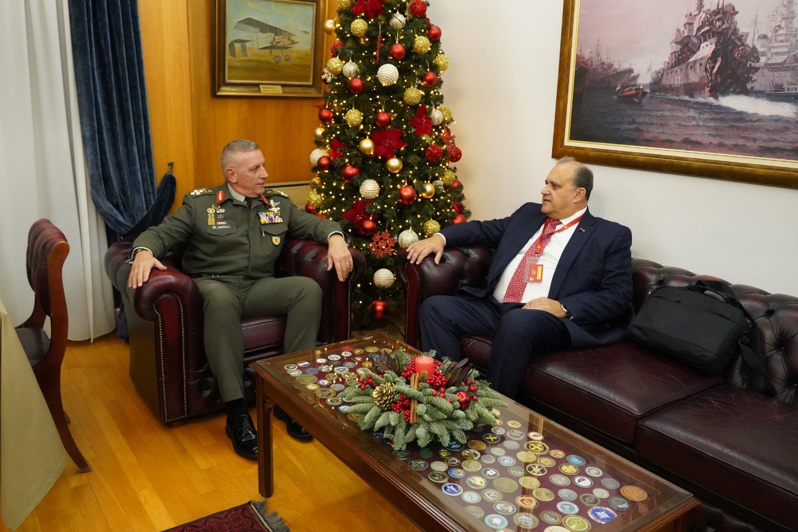  AHI President Larigakis having a discussion with General Konstantinos Floros on developments in Eastern Mediterranean &amp; the important role that the Hellenic Armed Forces are playing in providing peace and stability in the region. 