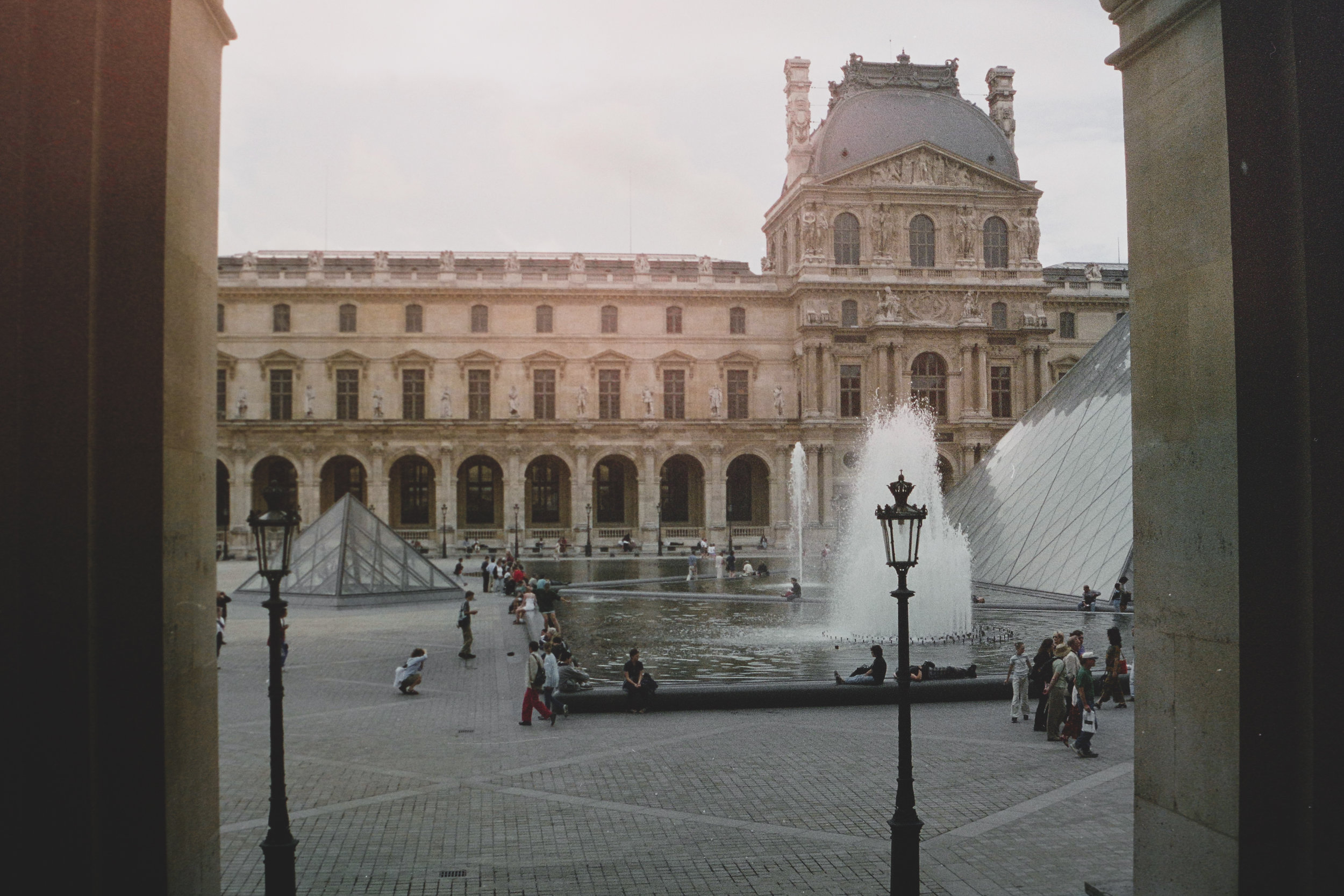 Louvre.jpg