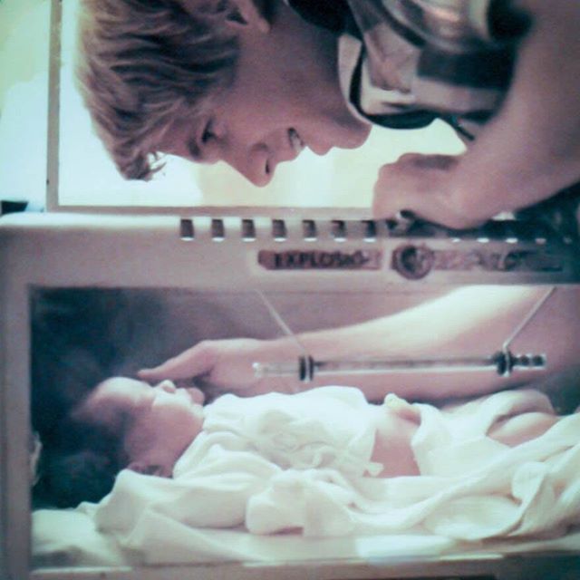 Happy #fathersday! Here&rsquo;s one of the day I came along and made this guy officially &ldquo;Dad.&rdquo; #dadsanddaughters #1981