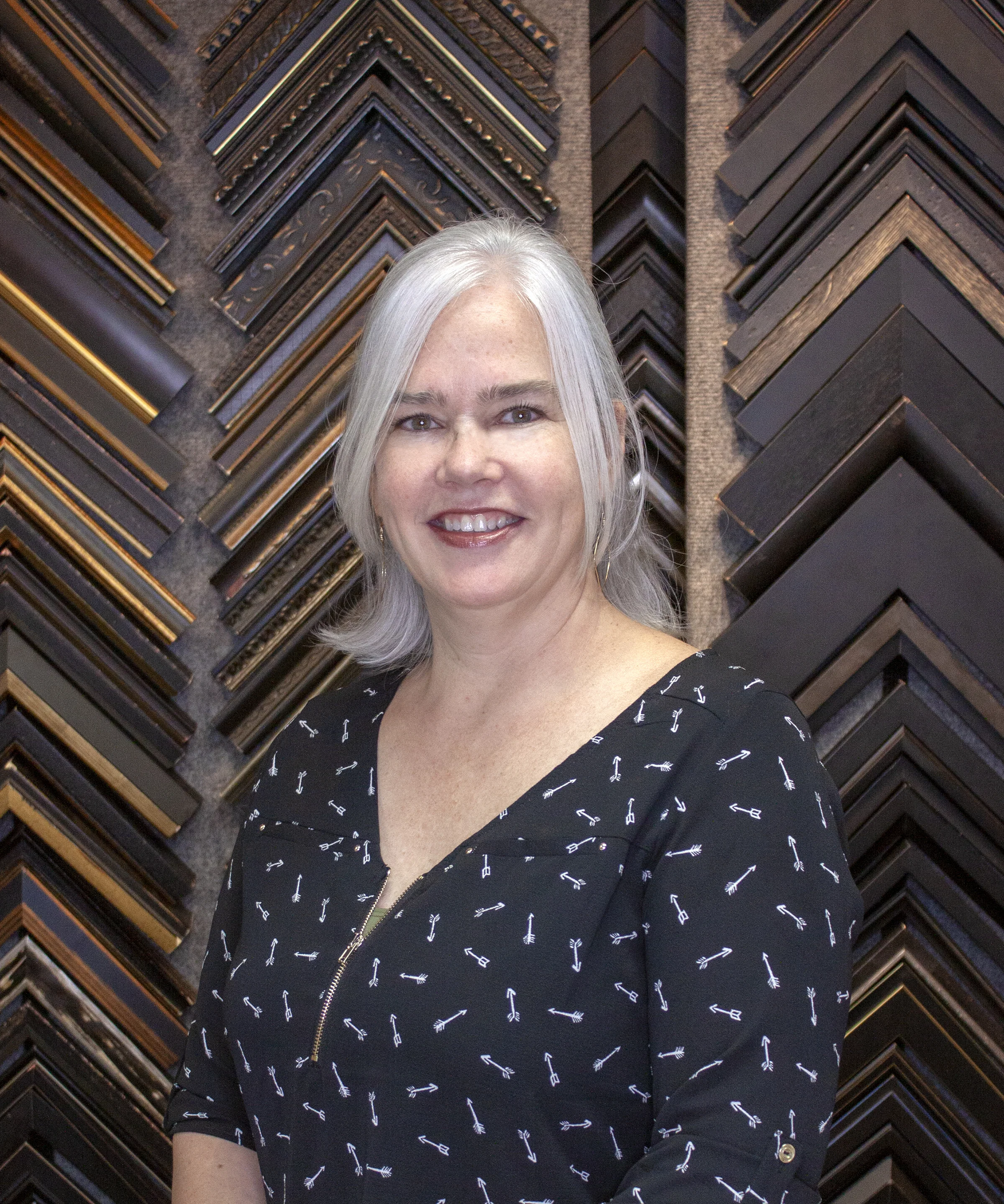 Elizabeth Perkins - The new face of Bennett Galleries Nashville