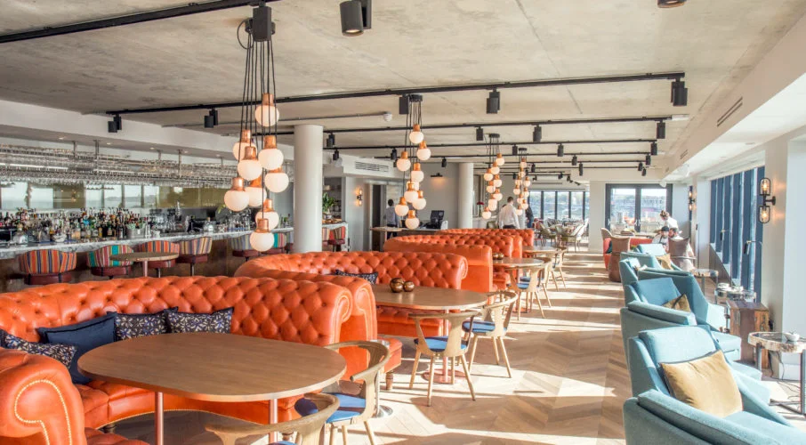 HarBAR // With all-day dining and an energy that shifts from day to night, head here for breakfast with a view, a post-shopping glass of fizz or a long and lazy lunch with friends. Photo © Ocean Village Southampton, UK.