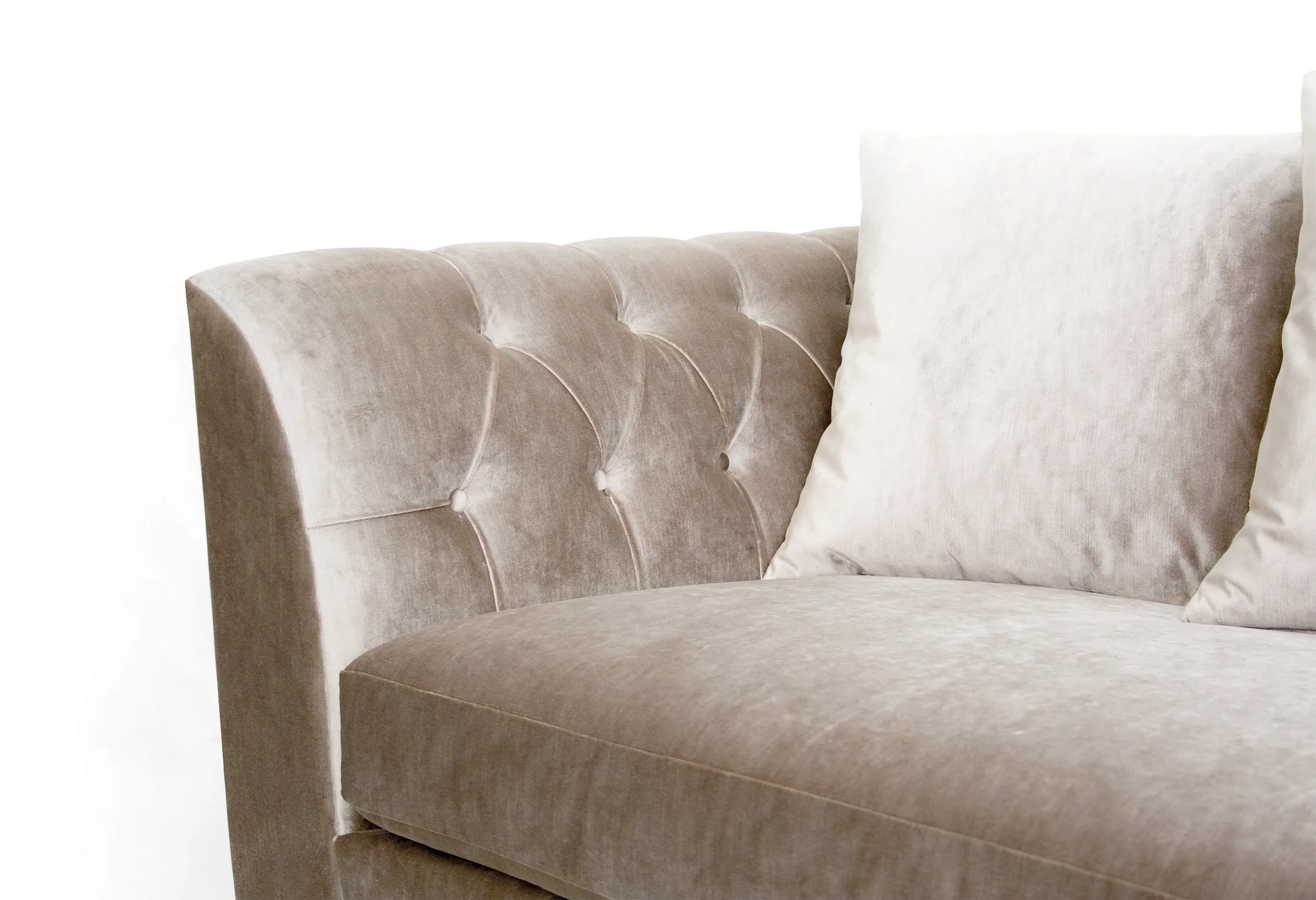 magnus-sofa-larforma-03.webp