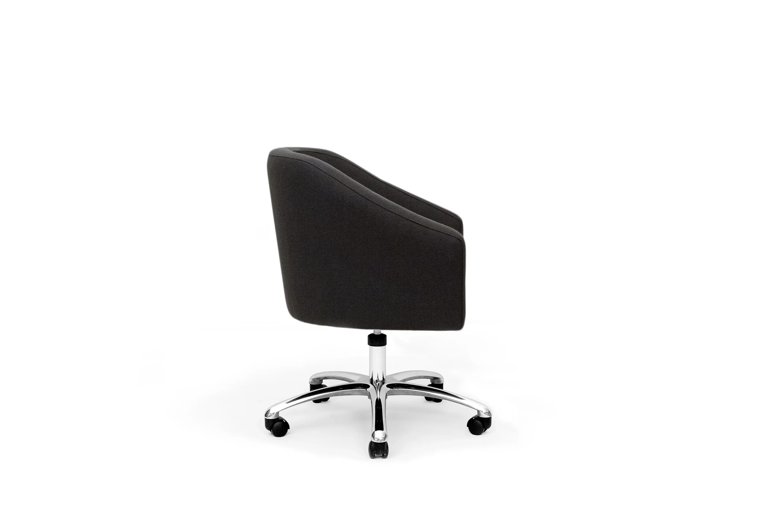 Grega-chair-larforma-03.webp