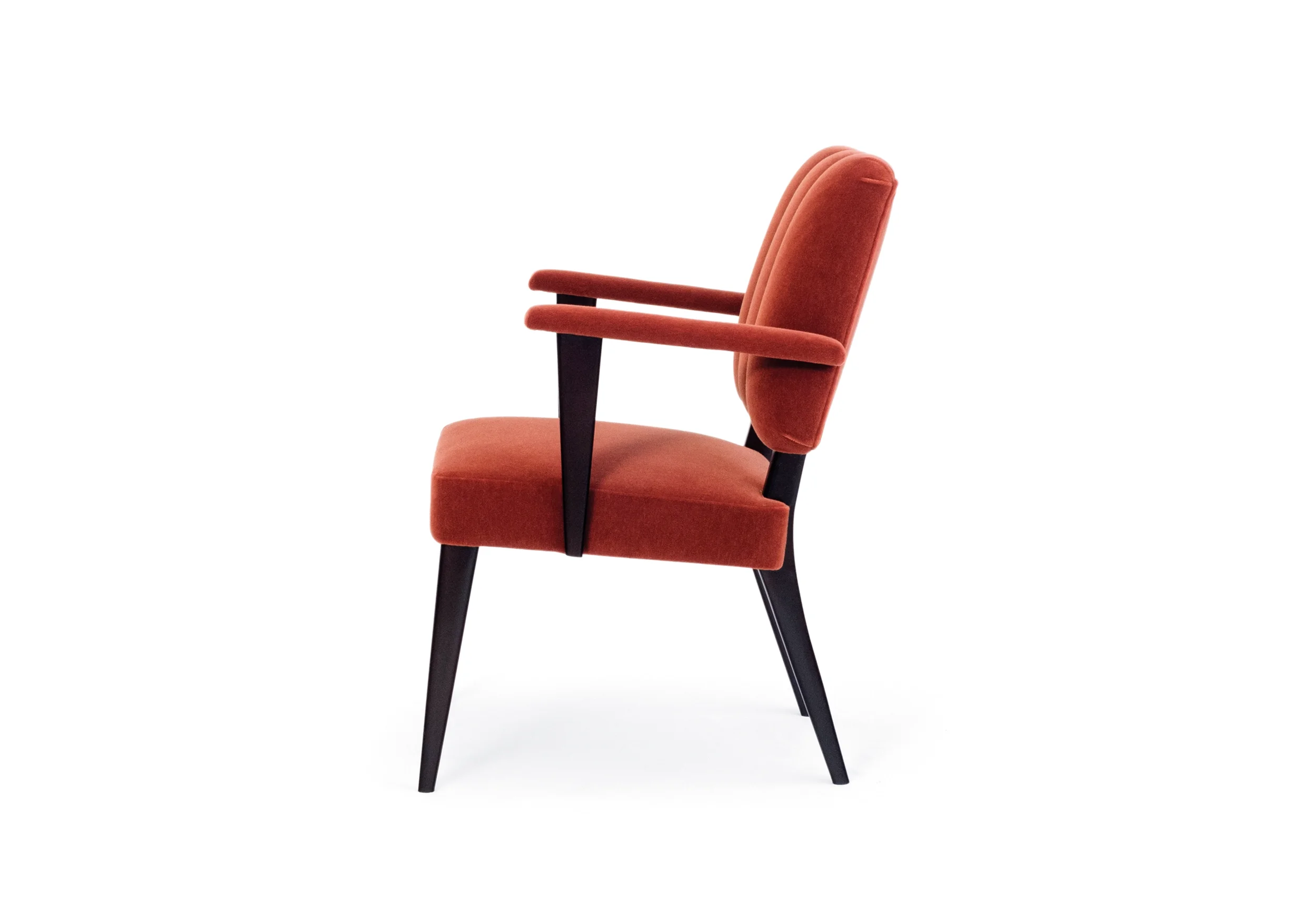 Pierre-armchair-larforma-03.webp
