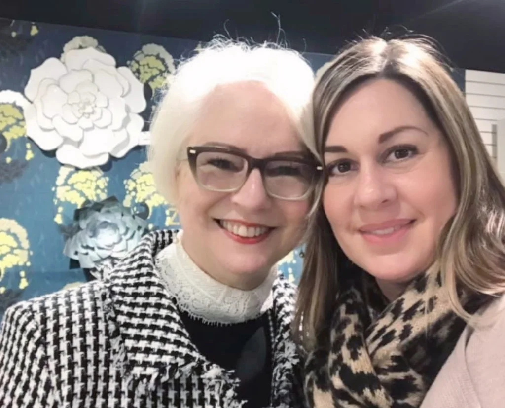 It was fun to see Friendswood, TX based interior designer, Tracy McBee Johnson of TWO THIRTY INTERIORS there, too. Tracy lives about 30 minutes from where I live and we’ve gotten to know each other because of that. Thank you, Tracy, for coming!