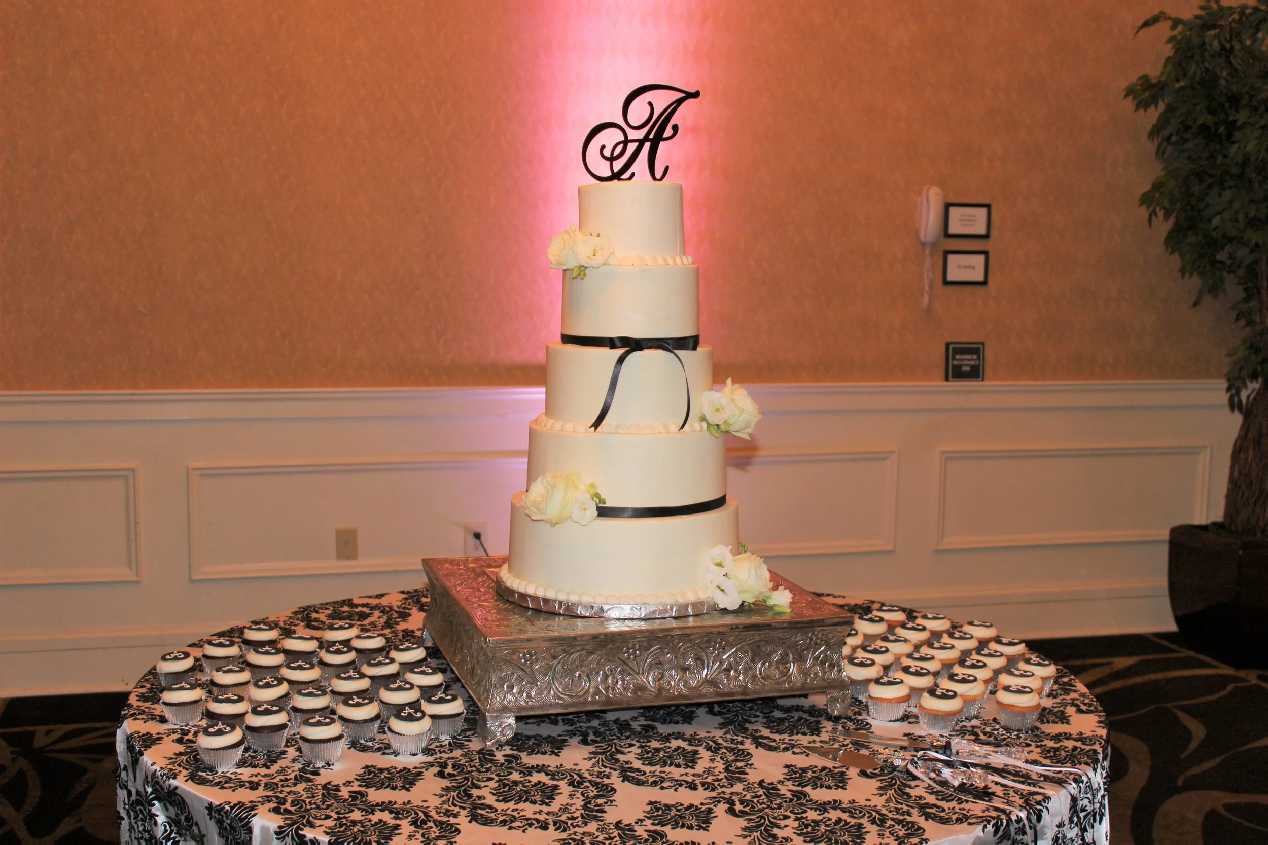 Wedding — Vanilla Bean Bake Shoppe