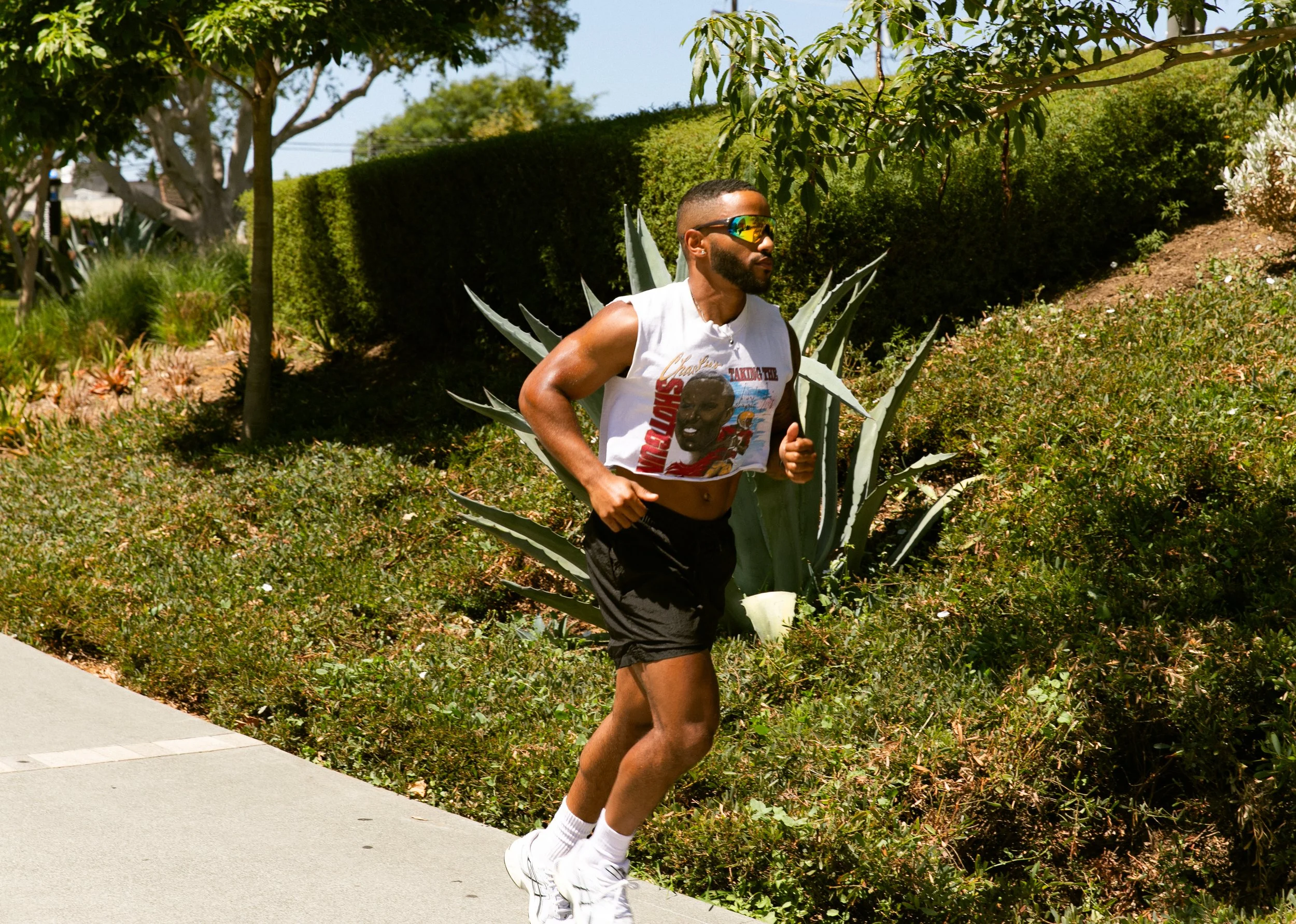 ESSENTIAWATERSHOOT-8386.jpg