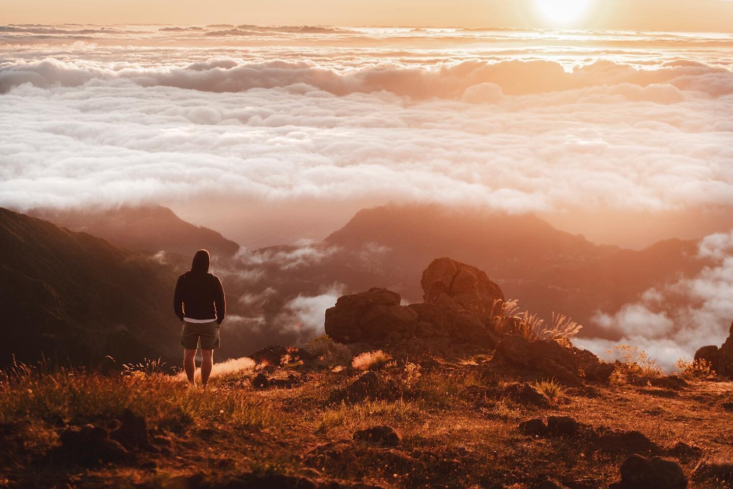 Terug van een waanzinnige week op #Madeira voor @rockyroadstravel . W&aacute;t een plek. Nog zoveel mooier dan ik ooit in foto&rsquo;s zal kunnen vastleggen. Moet je met eigen ogen zien. 
&bull;
&bull;
&bull;
&bull;
&bull;
#madeira #madeiraisland #pi