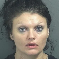 Worthington woman arrested, banned from two stores