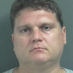 Linton officer deploys Taser on man accused of felony criminal confinement and battery