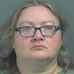 Screaming woman arrested