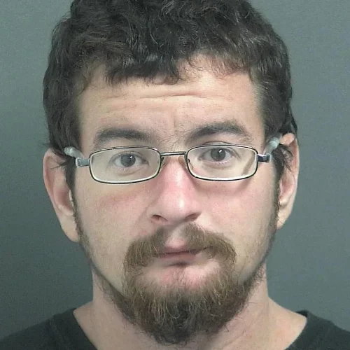 Candy bar theft suspect arrested