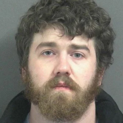 Warrant issued for Jasonville man accused of stealing from a store