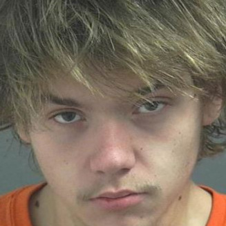 One charged in convenience store fight