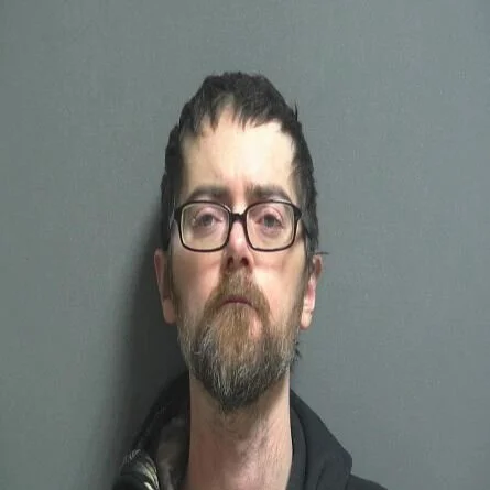 Linton man accused of threatening a family member with a knife