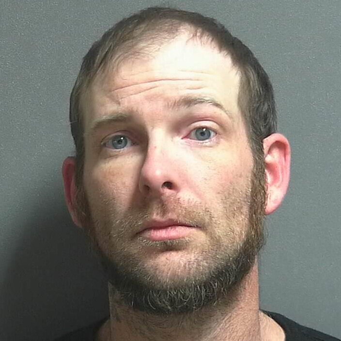 One man accused of dealing meth, two women arrested for meth possession