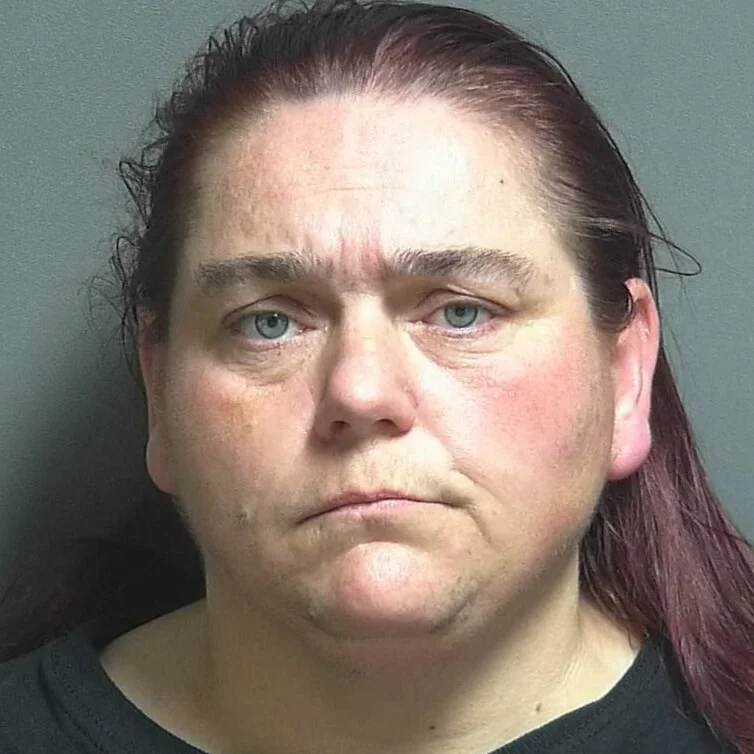 Linton woman accused of theft from a Linton store