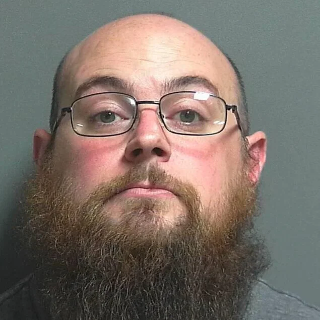 Linton man arrested for domestic battery accused of carrying a handgun without a license