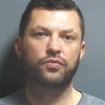 Bloomfield man arrested for battery on an ex-girlfriend