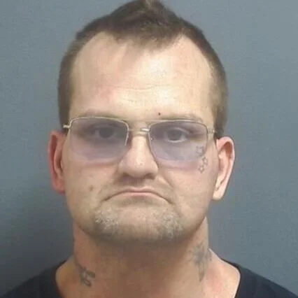 Bloomfield man arrested for theft of Christmas tree