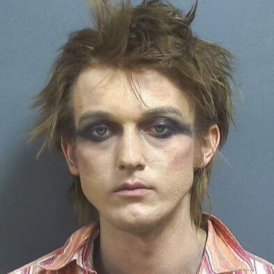 Suspicious man on foot arrested for meth