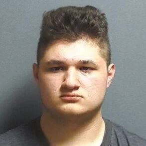 Teen arrested after crashing a Mustang in Bloomfield early Sunday