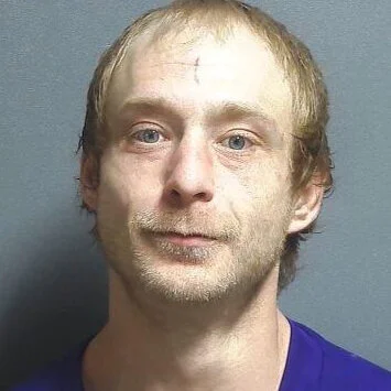 Suspect accused of busting up a cell phone he’s accused of stealing