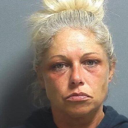 Jasonville woman arrested after running off the road